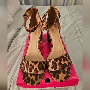 Old Navy Leopard Print Heels Size 10